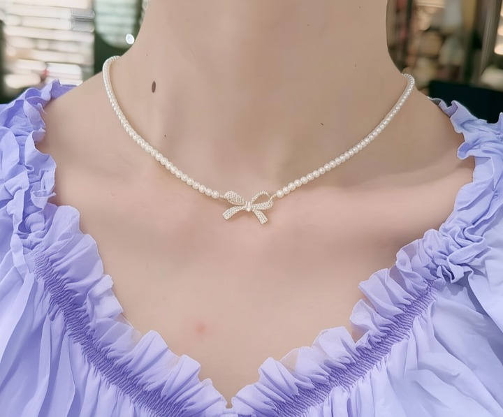 Design | Available in Silver & Golden Finish | Perfect Gift for Weddings, Parties & Everyday Glamour - Golden